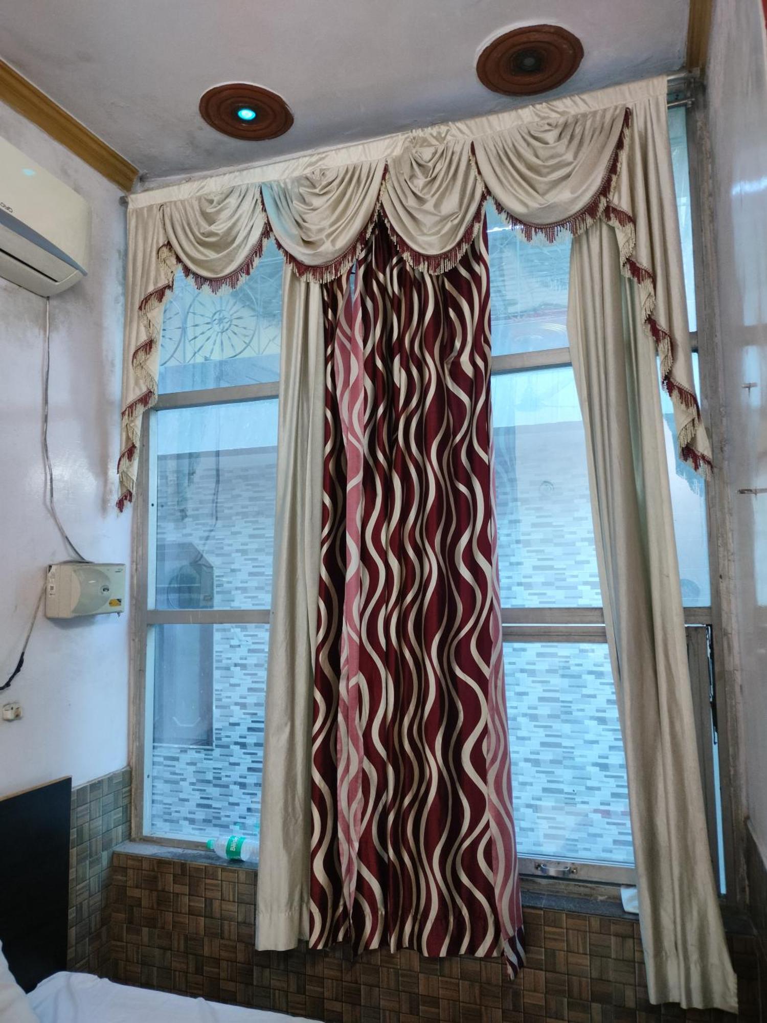 Hotel R G Sewa Sadan Mathura Exteriér fotografie